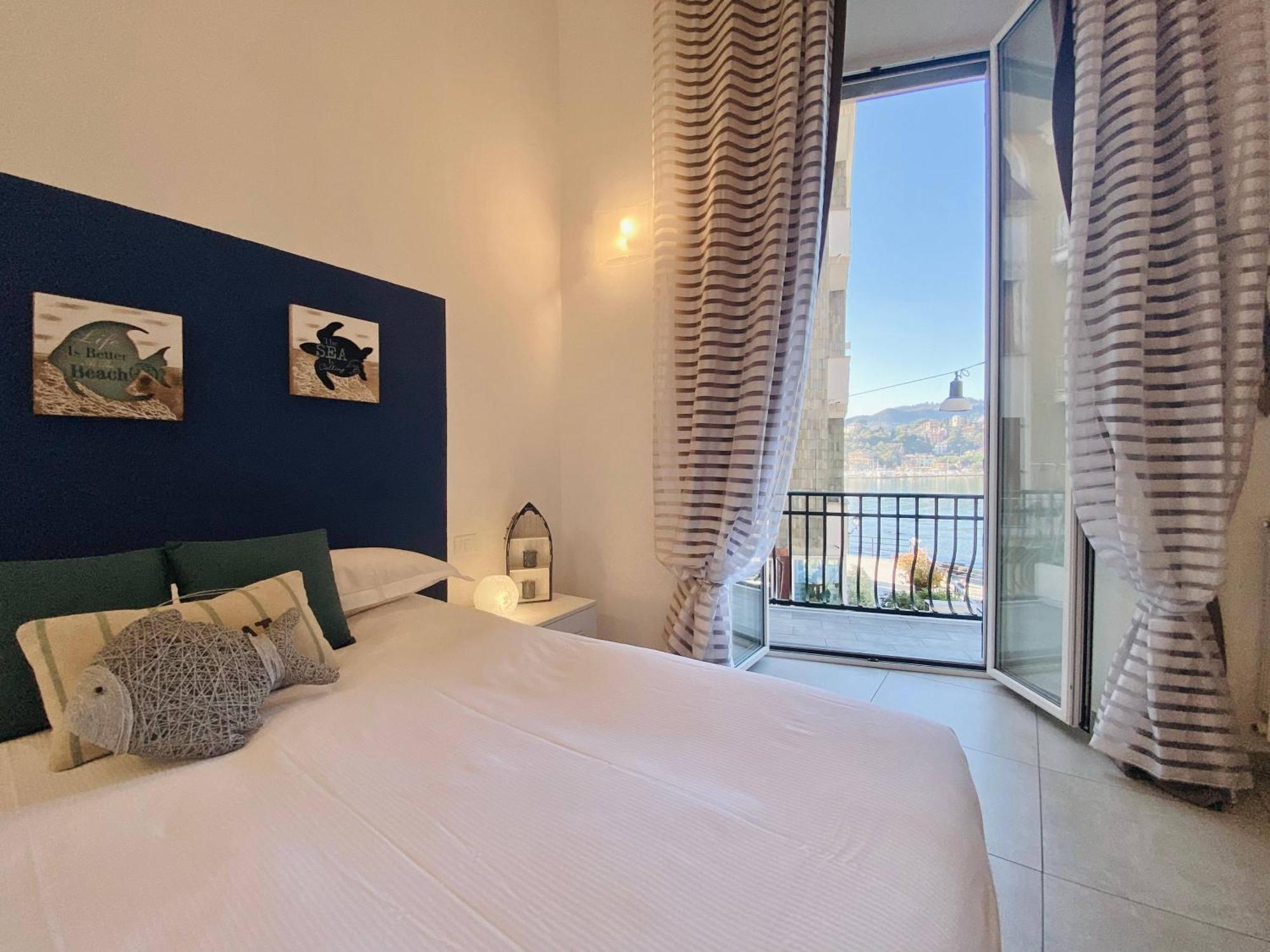 Alla Casa Rosa Al Mare- Centrale A Di Fronte Al Mare- Emozionante- Garage Privato Gratuito A 800 Mt- Aria Condizionata-Wifi Rapallo Exterior foto